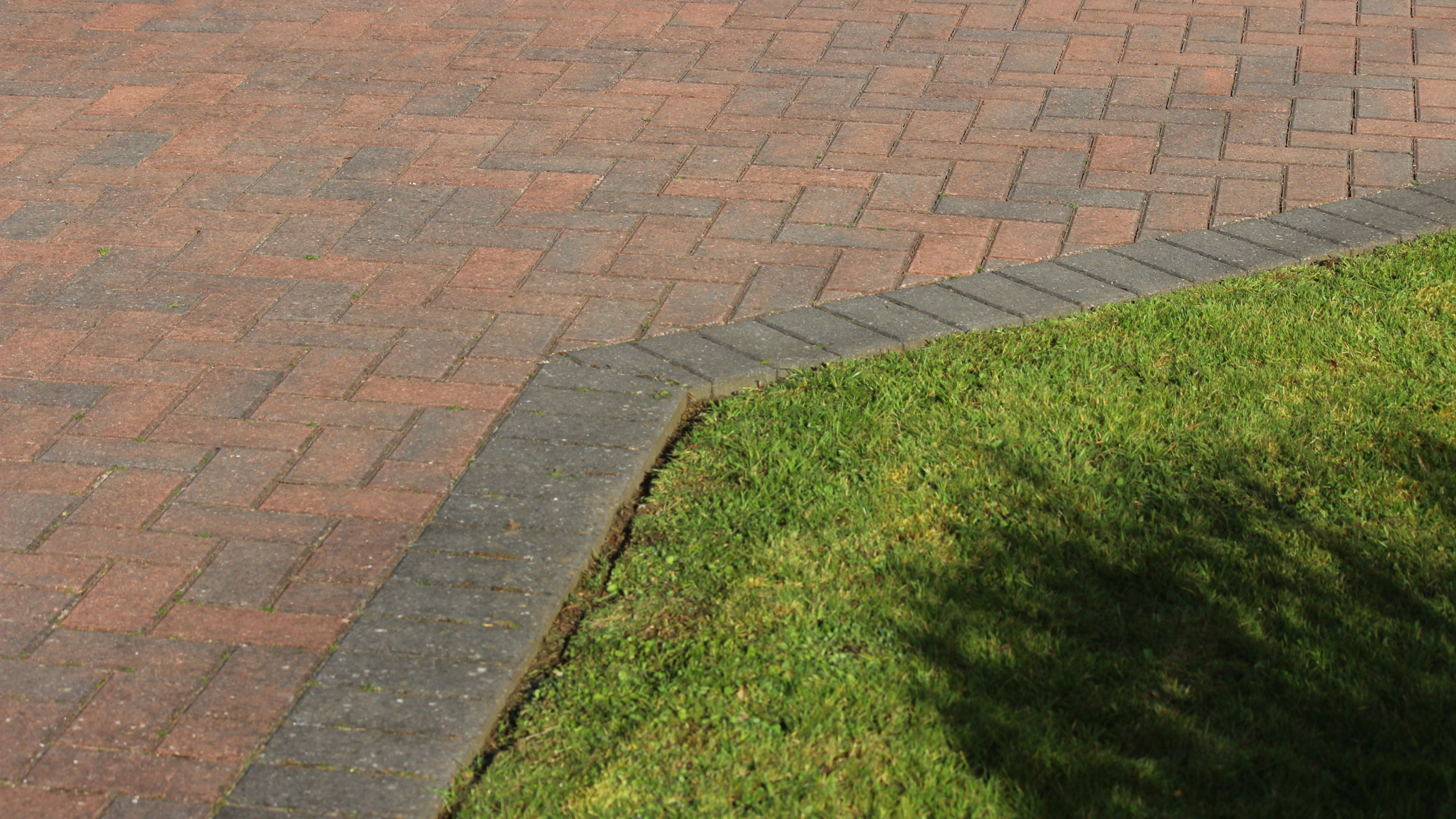 Brick Lawn Edging